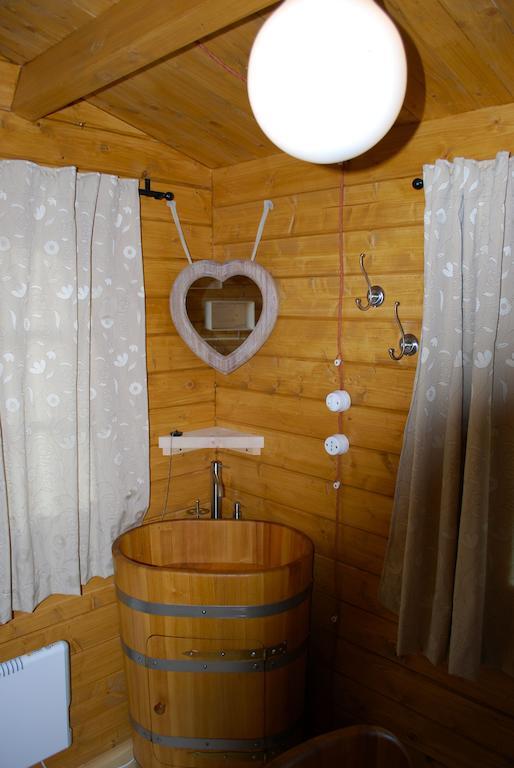 Ecolodge Langhe Cherasco Δωμάτιο φωτογραφία