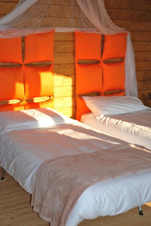 Ecolodge Langhe Cherasco Δωμάτιο φωτογραφία