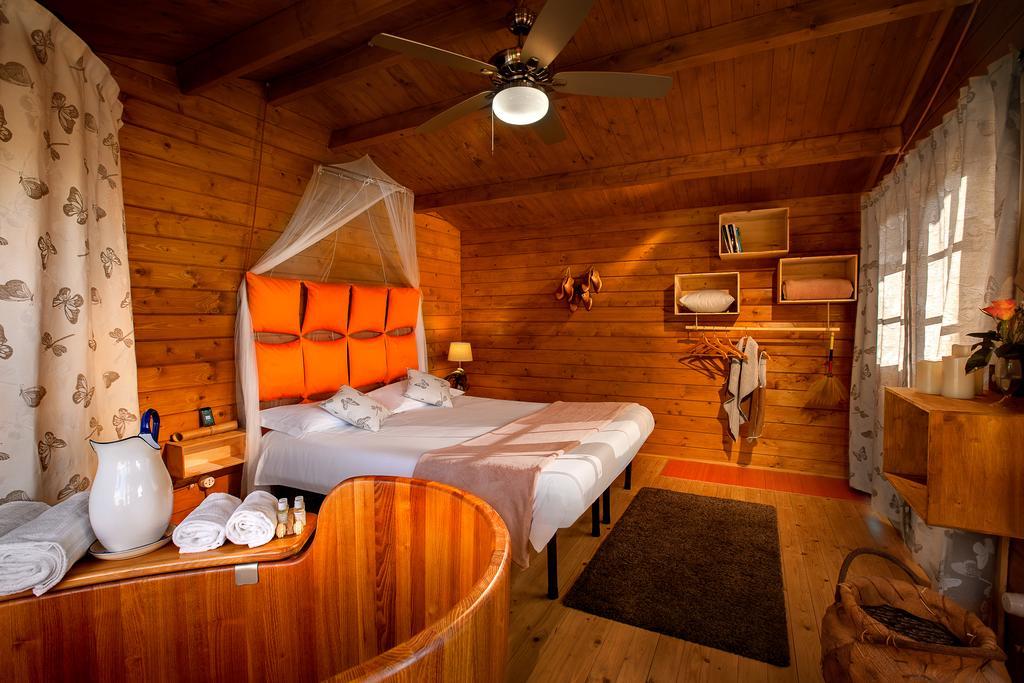 Ecolodge Langhe Cherasco Εξωτερικό φωτογραφία