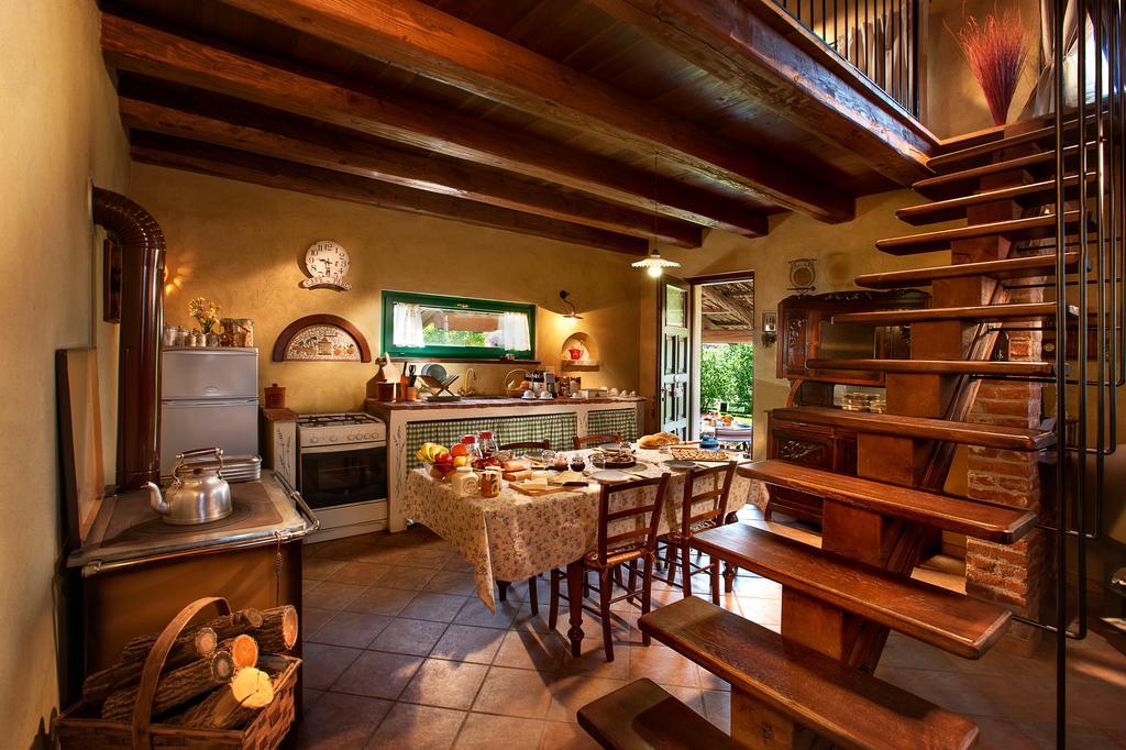 Ecolodge Langhe Cherasco Εξωτερικό φωτογραφία